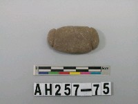 藏品(兩縊型石網墜)的圖片